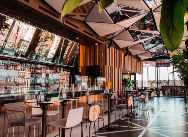 LAS MEJORES COCTELERÍAS DONDE BRINDAR CON SANTA TERESA 1796 EL DÍA DEL PADRE