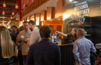 Bar Experience Málaga by Ginebralia, el encuentro profesional de los “Mix Lovers”