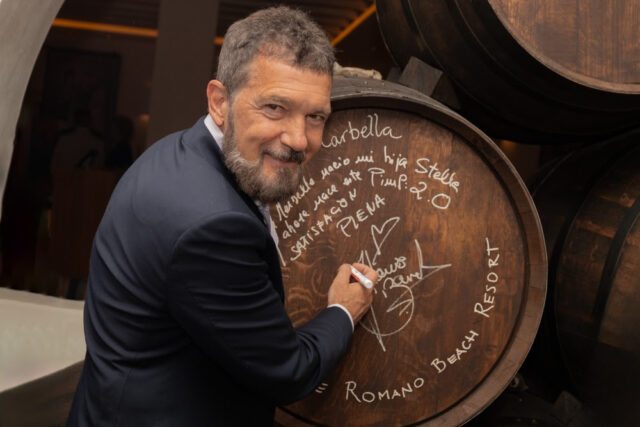 ANTONIO BANDERAS Y PUENTE ROMANO BEACH RESORT INAUGURAN EL PIMPI MARBELLA El Pimpi, Marbella