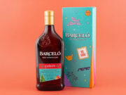 Dedica una botella de Ron Barceló en Navidad