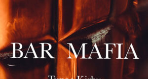 Tupac es una leyenda que hay que leer Bar Mafia