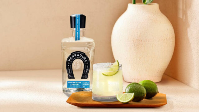 TEQUILA HERRADURA Y EL JIMADOR, Y CELEBRA EL MES DEL CÓCTEL MARGARITA