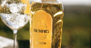 Llega a España y Portugal la ginebra cofundada por Alex y Emma Watson