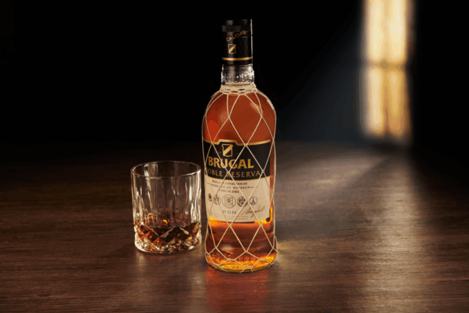 Brugal Doble Reserva llega a España, el ron premium más aclamado de República Dominicana