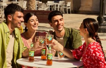 Coca-Cola activa todos sus canales de venta en verano