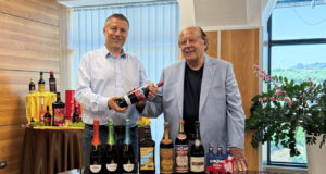 GRUPPO CAFFO 1915 ADQUIERE CINZANO Nuccio e Pippo Caffo