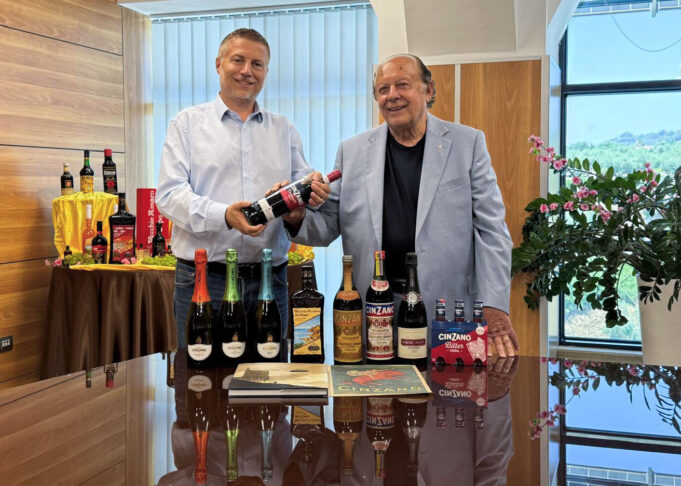 GRUPPO CAFFO 1915 ADQUIERE CINZANO Nuccio e Pippo Caffo