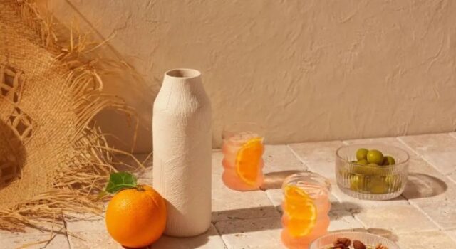 Cointreau x Aperitivo Francés: el arte de brindar al estilo Riviera Cointreau Spritz