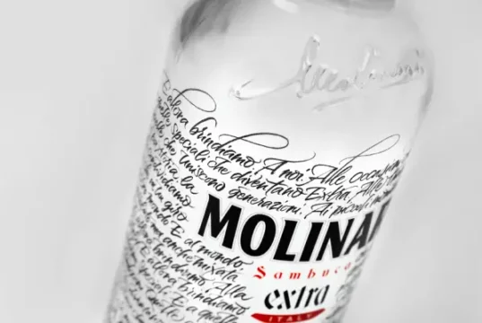 Molinari celebra sus 80 años con una botella de edición limitada