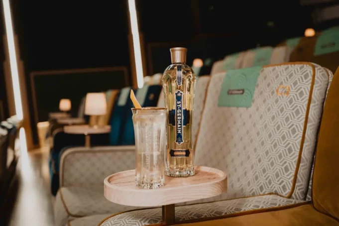ST-GERMAIN LLEVA EL CINE FRANCÉS A MADRID CON UN CICLO ESPECIAL EN OCINE URBAN CALEIDO Saint Germain Spritz