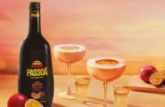 Lucas Bols Co. y el 40º aniversario de Passoã