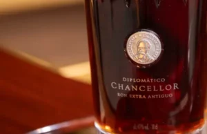 DIPLOMÁTICO “CHANCELLOR”, EL RON MÁS EXCLUSIVO DE SU COLECCIÓN