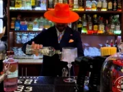 El Spritz ha muerto, larga vida al paraíso Cóctel Salvia Limone Mezcal