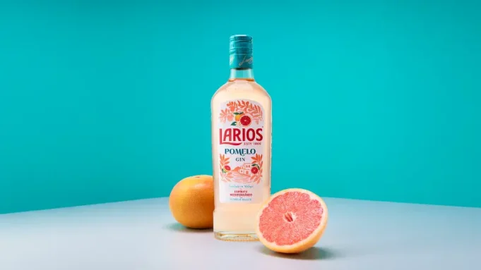 Larios amplía su gama con Larios Pomelo, la nueva expresión del verano Larios Pomelo