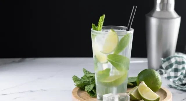Día Internacional del Mojito: Historia y Receta Clásica