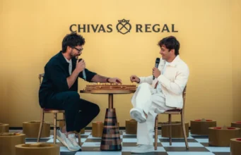 Chivas Regal 16 Edición Limitada junto a Charles Leclerc