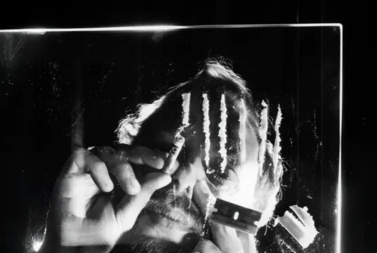La trastienda del show: Drogas, sexo y rock & roll en el lado oscuro de la hostelería